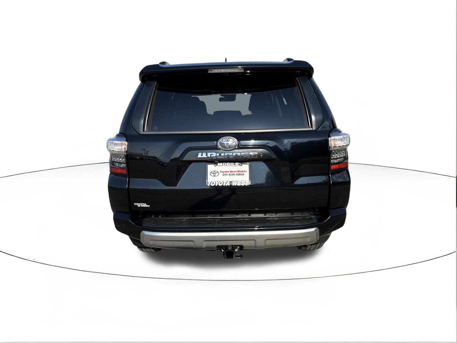 Used 2023 Toyota 4Runner TRD Off-Road Premium w/ Moonroof Package AWD/4WD image 4