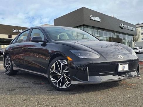 New 2025 Hyundai Ioniq 6 SEL AWD/4WD image 1