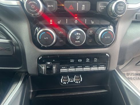 Used 2020 RAM 2500 Big Horn w/ Level 2 Equipment Group image 13