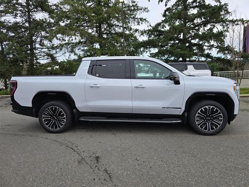 New 2026 GMC Sierra EV Denali image 6