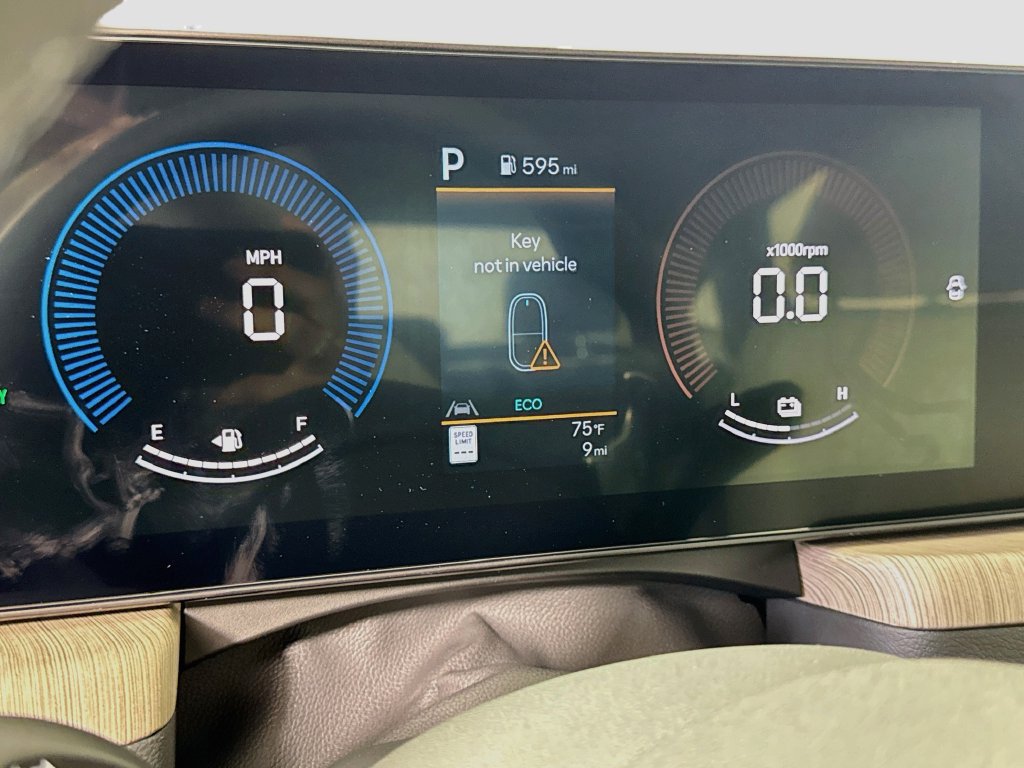 New 2026 Hyundai Sonata SEL FWD image 21