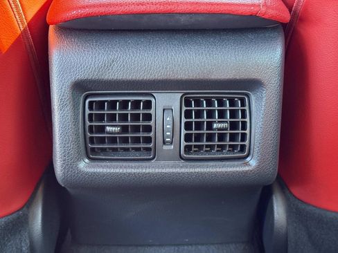 Used 2021 Toyota Camry XSE image 17