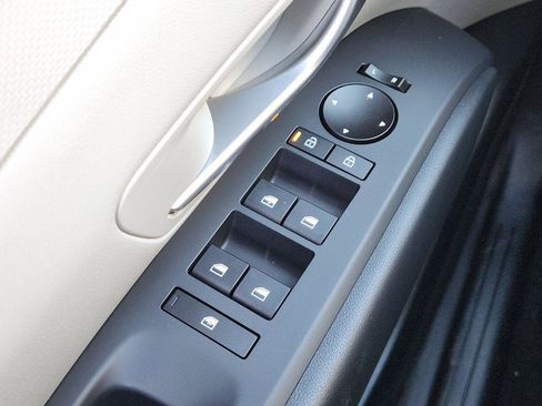 New 2026 Hyundai Tucson SE image 21