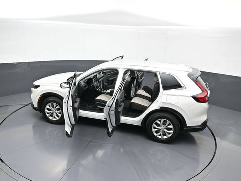 Certified 2025 Honda CR-V LX image 42