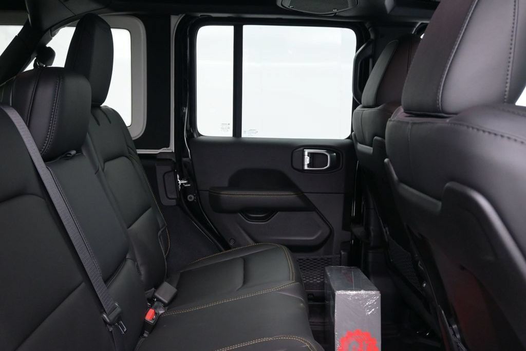 Used 2024 Jeep Wrangler Unlimited Rubicon 392 AWD/4WD image 19