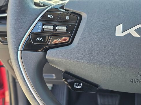New 2026 Kia Niro LX FWD image 34