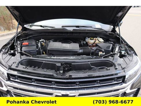 Used 2022 Chevrolet Suburban LT image 30