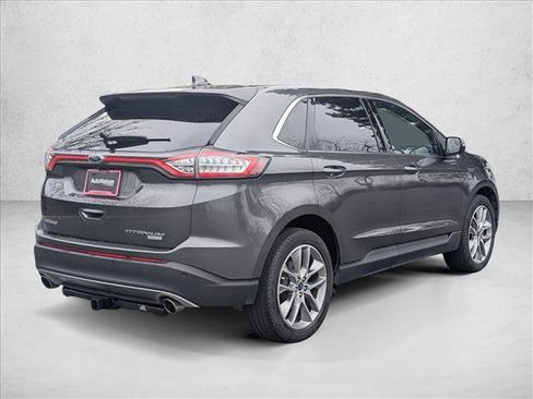 Used 2018 Ford Edge Titanium w/ Equipment Group 301A image 5
