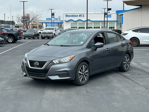 Used 2021 Nissan Versa SV image 8