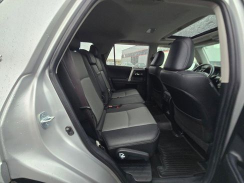 Used 2021 Toyota 4Runner SR5 Premium image 14