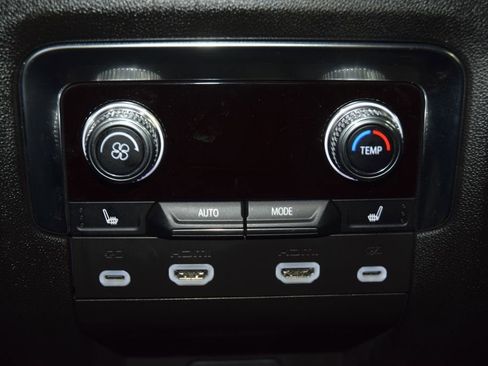 Used 2024 GMC Yukon XL Denali w/ Advanced Technology Package AWD/4WD image 45