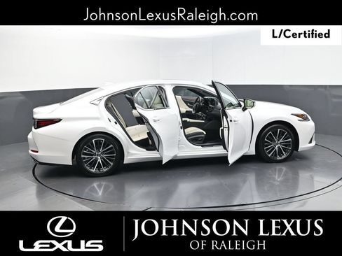 Certified 2025 Lexus ES 350 w/ Premium Package FWD image 32