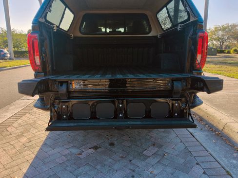 Used 2019 GMC Sierra 1500 Denali w/ Technology Package image 54