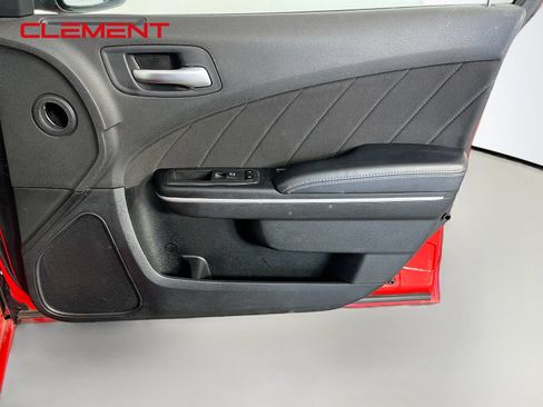 Used 2022 Dodge Charger SXT RWD image 37