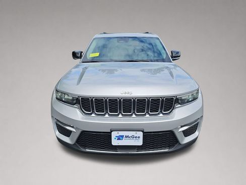 Used 2022 Jeep Grand Cherokee Limited AWD/4WD image 9