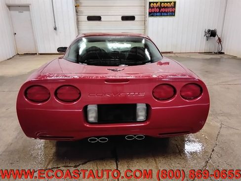Used 2001 Chevrolet Corvette Coupe w/ Preferred Equipment Group2 image 8