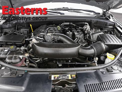 Used 2024 Dodge Durango GT RWD image 7