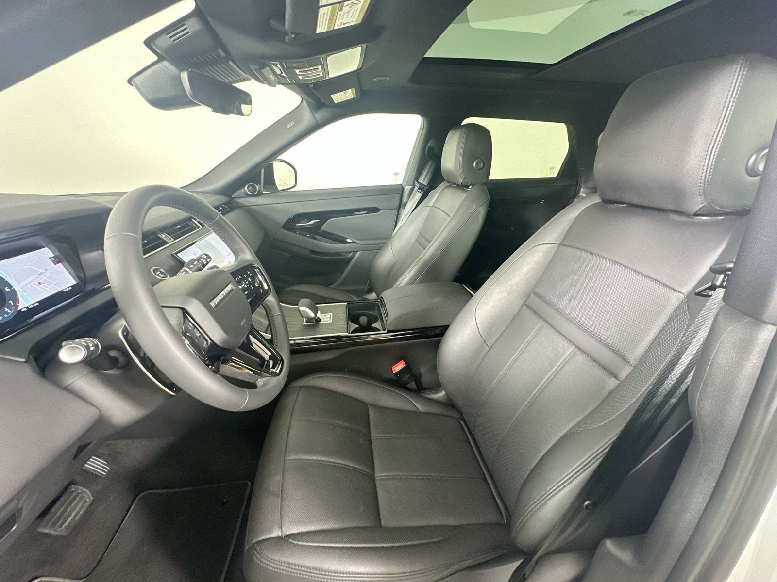 Used 2026 Land Rover Range Rover Evoque S AWD/4WD image 33