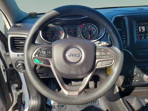 Used 2019 Jeep Cherokee Latitude w/ Popular Appearance Group image 30