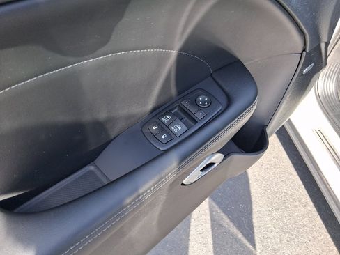 Used 2016 Dodge Challenger R/T Plus image 13