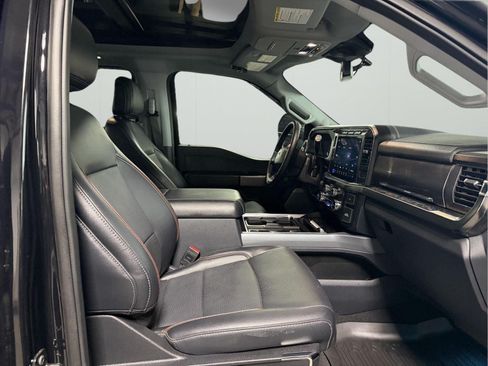 Used 2024 Ford F350 Lariat w/ Chrome Package AWD/4WD image 21