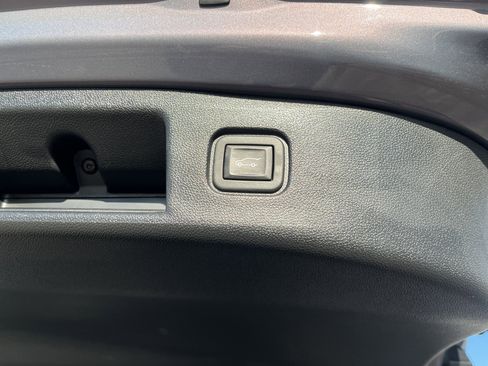 Used 2025 Chevrolet Blazer EV RS image 21