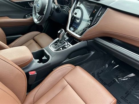 Used 2025 Subaru Outback Touring XT w/ Popular Package #2 image 18