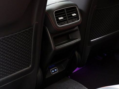 Certified 2025 Mercedes-Benz GLE 53 AMG 4MATIC image 17