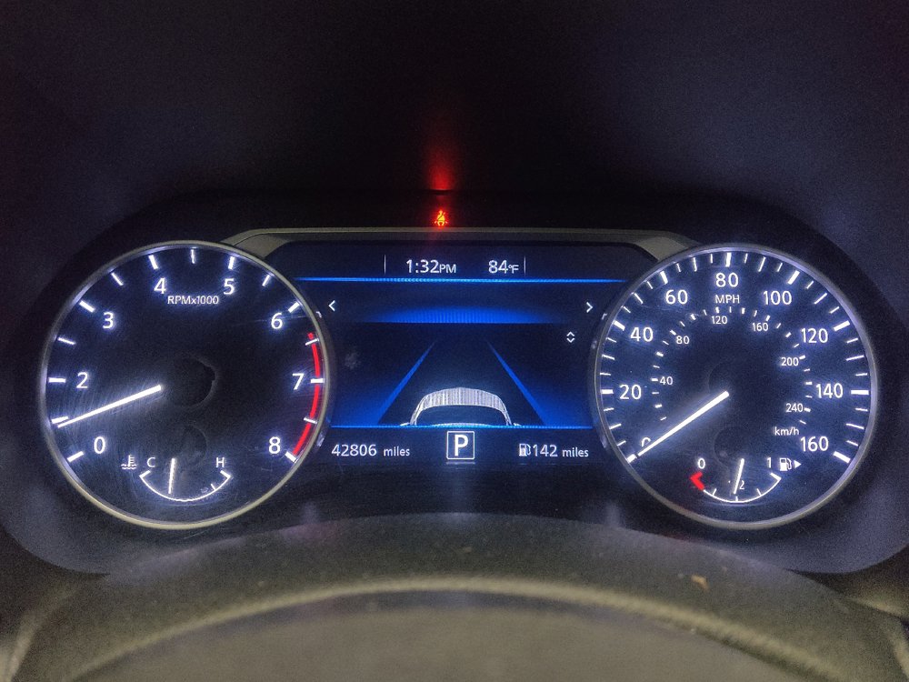 Used 2025 Nissan Sentra SV FWD image 23