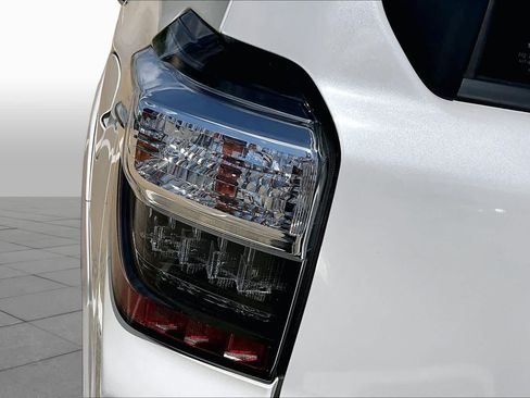 Used 2017 Toyota 4Runner Limited RWD image 29