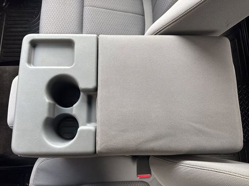 Used 2014 Ford F150 XLT w/ Trailer Tow Package image 26