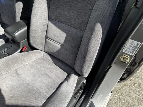 Used 1998 Nissan Maxima GXE FWD image 40