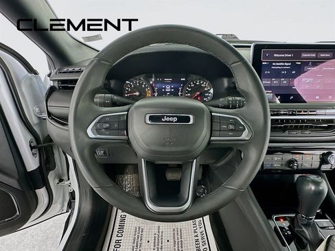 Used 2022 Jeep Compass Altitude image 15