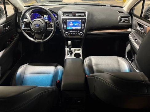 Used 2018 Subaru Outback 2.5i Limited AWD/4WD image 8