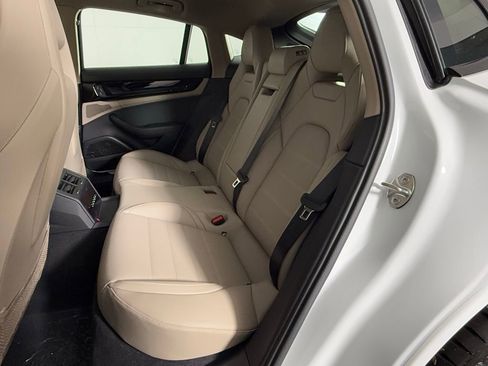 New 2026 Porsche Panamera image 24