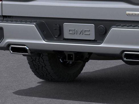 New 2026 GMC Sierra 1500 Elevation image 14