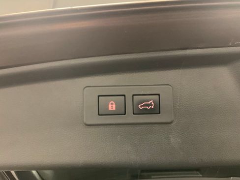 Used 2020 Subaru Outback Limited w/ Popular Package #2 AWD/4WD image 24