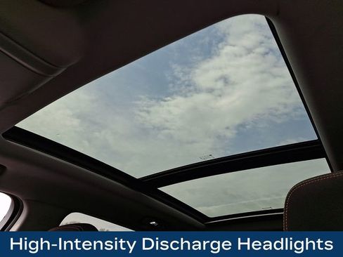 Used 2021 GMC Terrain SLE w/ Driver Convenience Package image 19