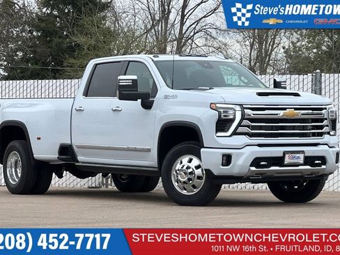 New 2026 Chevrolet Silverado 3500 High Country w/ High Country Premium Package AWD/4WD image 1
