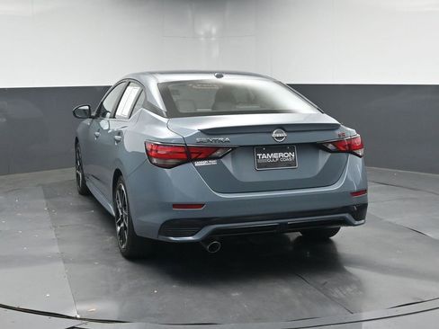 Used 2024 Nissan Sentra SR w/ SR Premium Package image 4