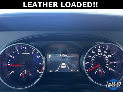 Used 2024 Kia Carnival LX image 40