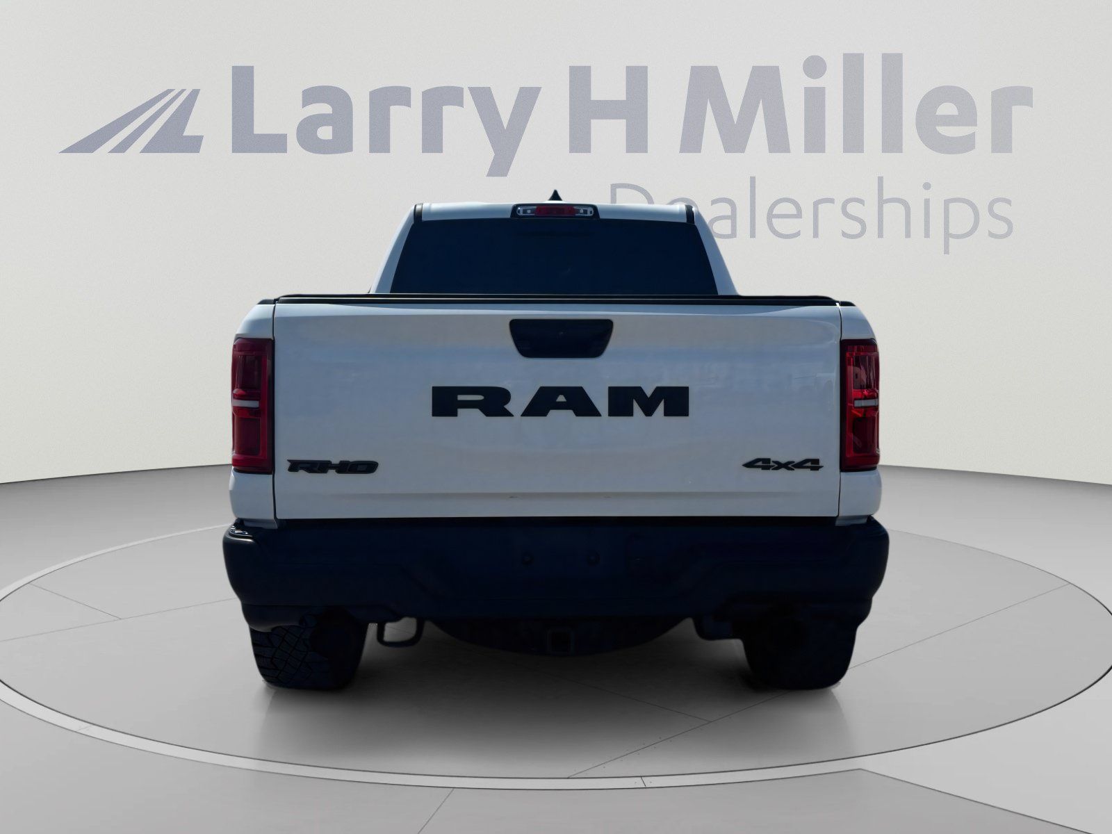 Used 2025 RAM 1500 RHO AWD/4WD image 4