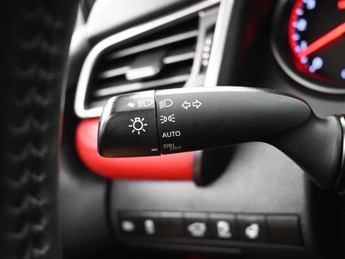 Used 2022 Toyota Camry XSE FWD image 23