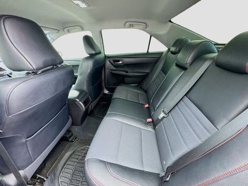 Used 2017 Toyota Camry SE FWD image 15
