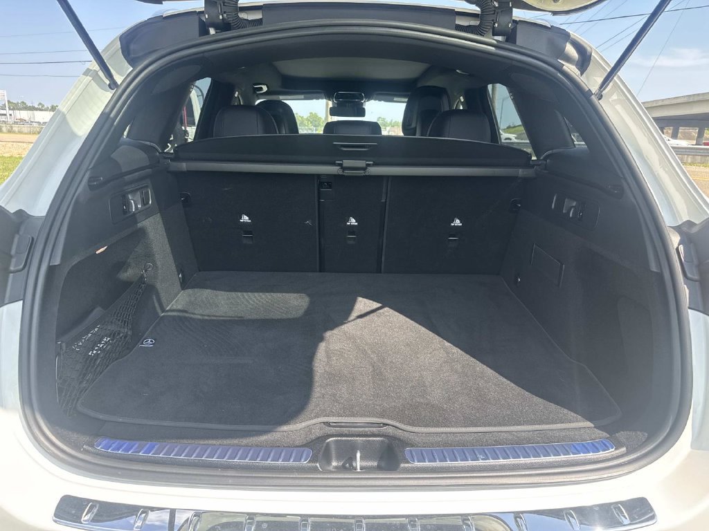 Used 2026 Mercedes-Benz GLC 300 4MATIC image 11