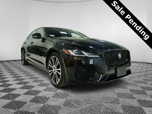 Used 2024 Jaguar XF R-Dynamic SE image 7