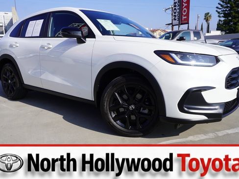 Used 2023 Honda HR-V Sport image 1