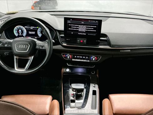 Used 2022 Audi Q5 e Premium Plus w/ Premium Plus Package image 17