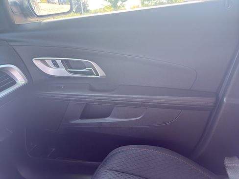 Used 2014 Chevrolet Equinox LS FWD image 23