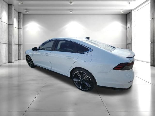 Used 2023 Honda Accord Sport image 7